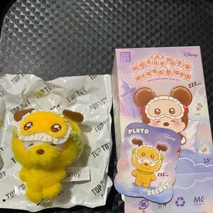 Disney Pluto  Plush SECRET